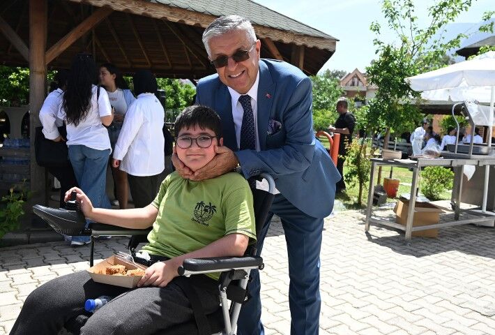 Baskan Zeybek (Small)