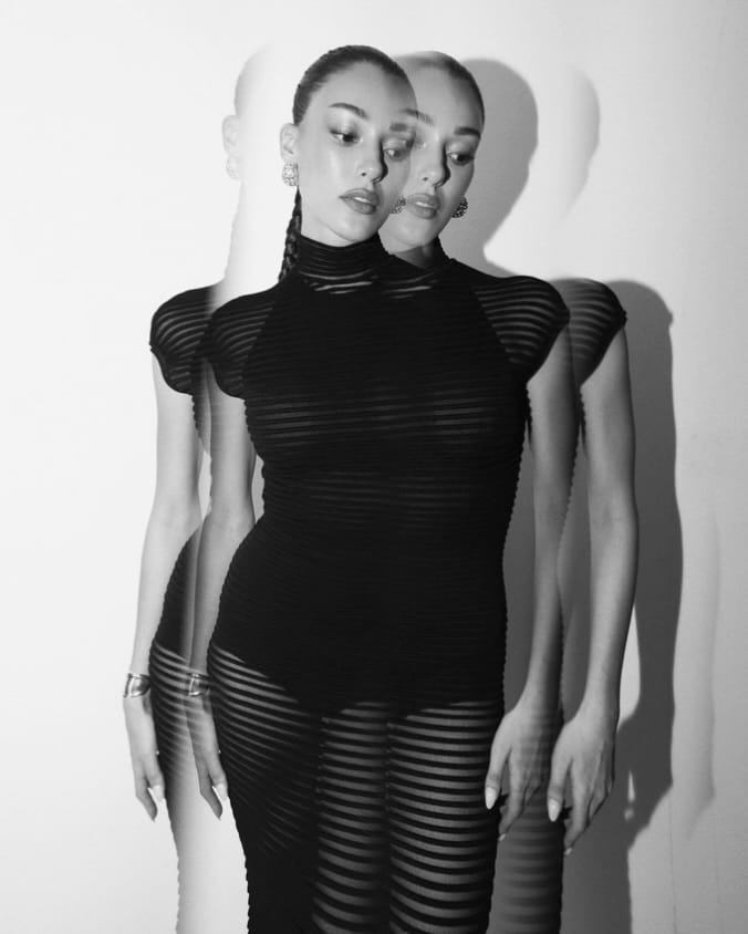 Dilan Cicek Deniz Öyle Pozlar Verdi Ki