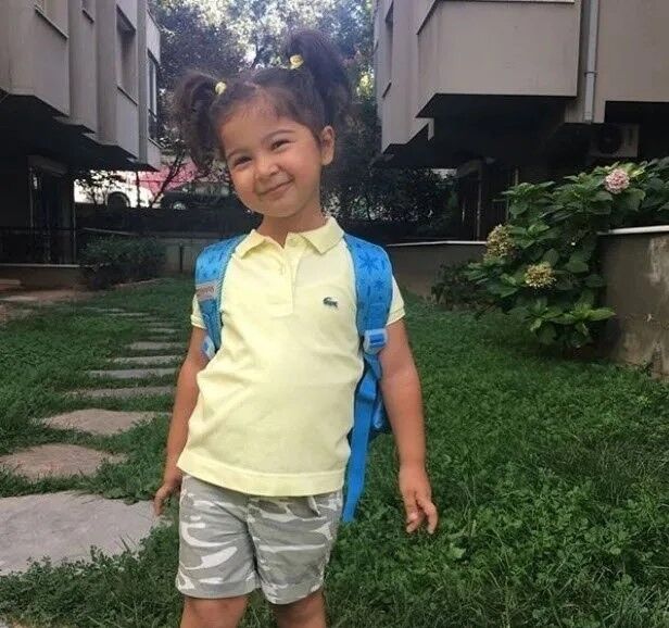 Huseyin Avni Danyalin Kiziii