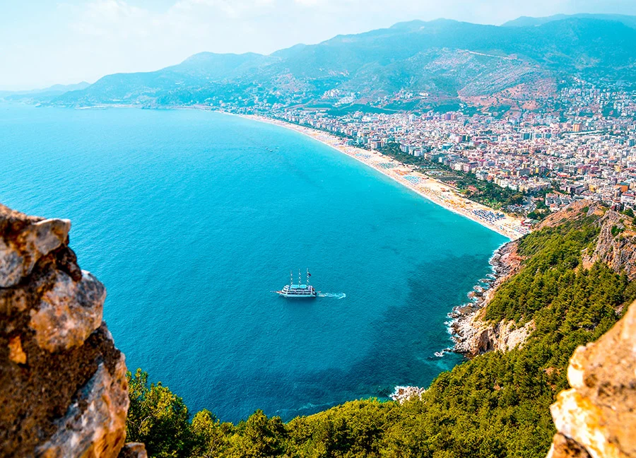 Kleopatra Plaji Alanya Da Buluyor