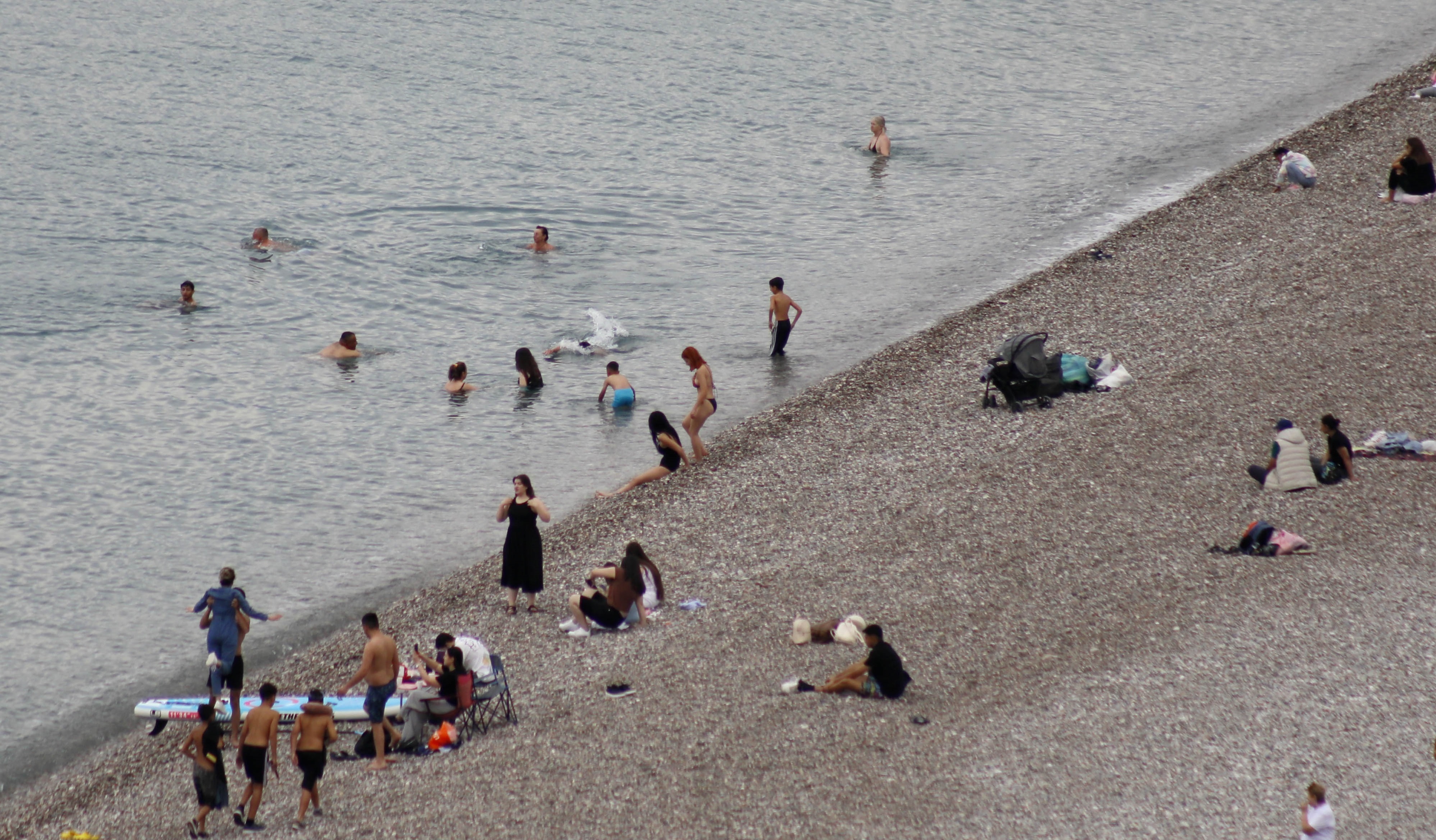 Konyaalti Sahilinde Bayram Tatili Yog 38179 (2)