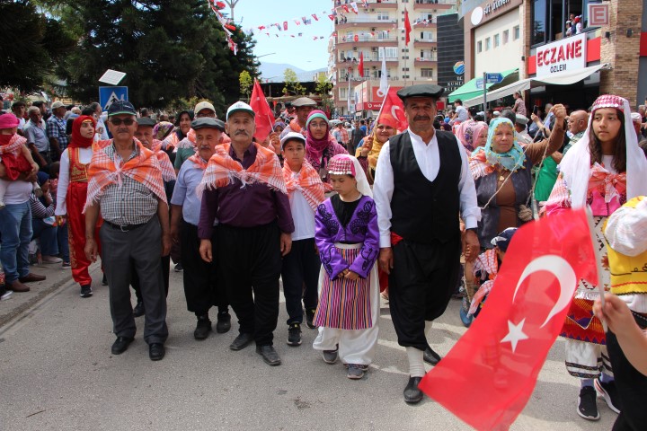 Kumlucada Yoruk Gocu Canlandirildi 46254 (4) (Small)