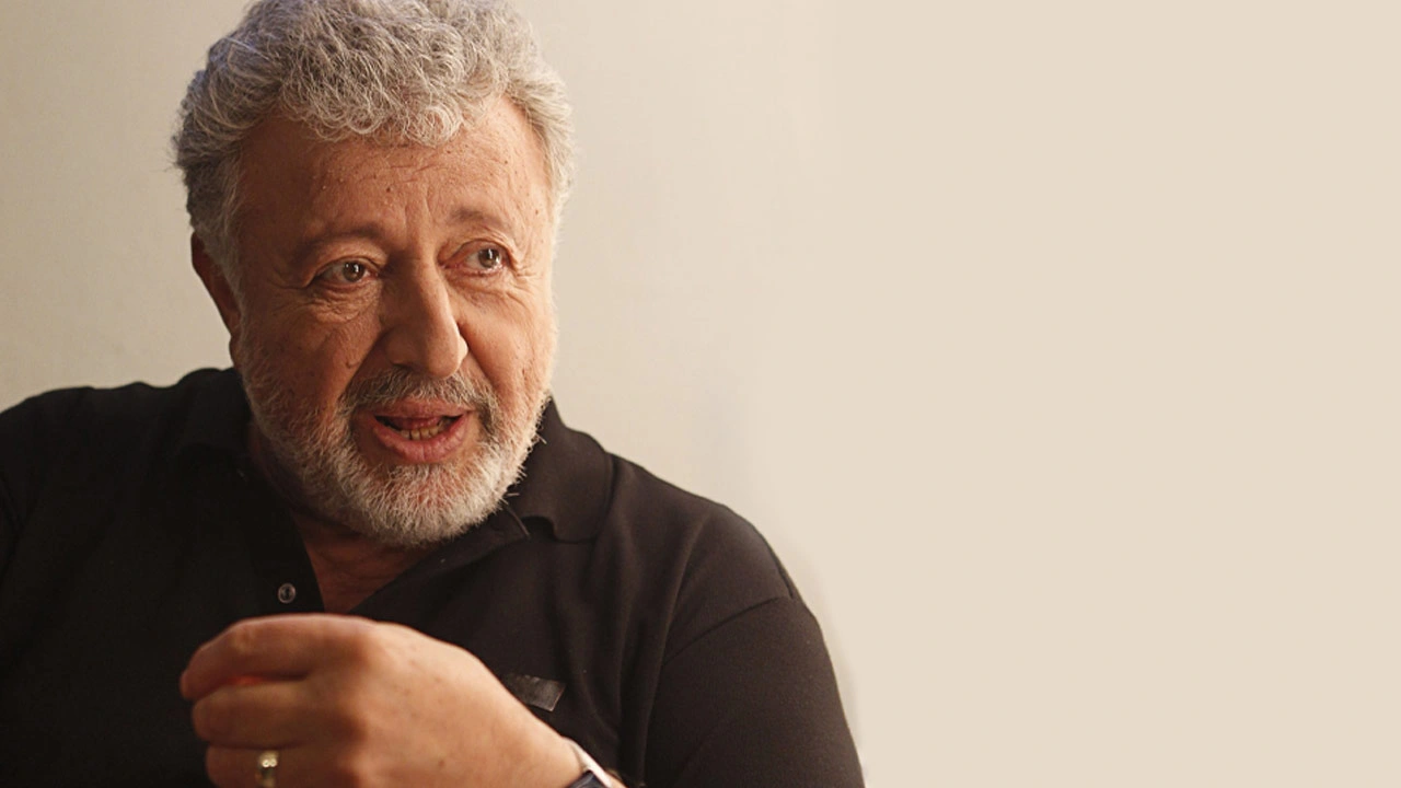 Metin Akpinar Sessizligini Bozdu Fiyq