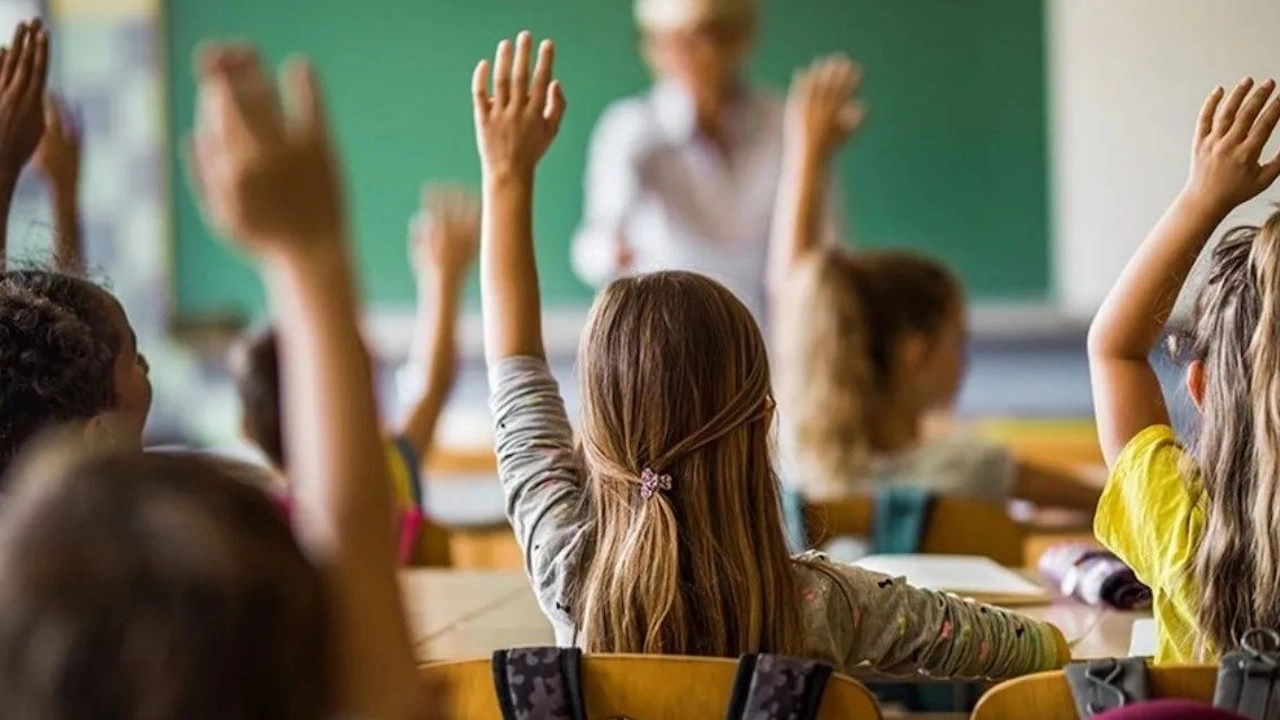 Okullar Ne Zaman Acilacak 2024 15 Tatil Ne Zaman Bitiyor Ikinci Donem Ne Zaman Basliyor Guuw