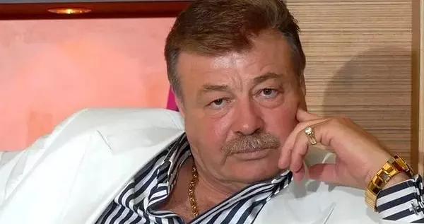 S F60284F41D7E74468Ddd743Ed417E6Eff95Bb8Ab.jpg