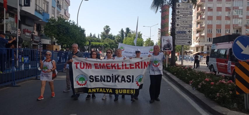 8Cb90859 E7Dc 4F99 8495 615Cb74Ab5D6 (Small)