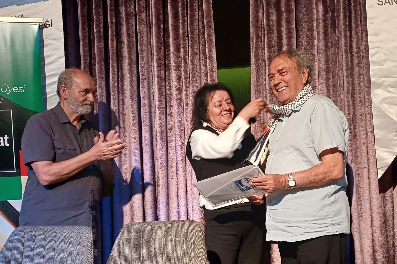 hannan filistinli şair