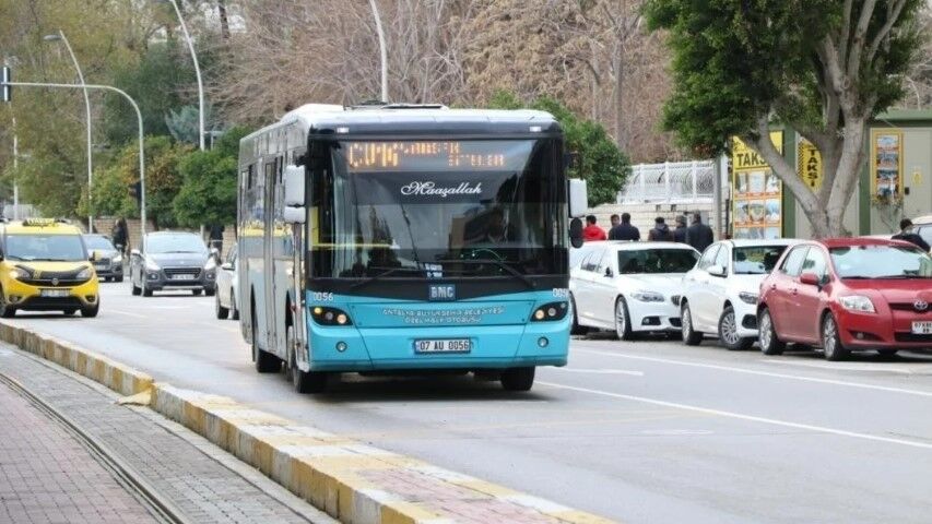 Antalyada 24 Bin Tl Maasla Toplu Ulasim Soforu Bulunamiyor 69431713 (Small)