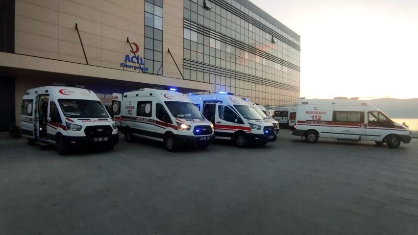 Burdurda Diyaliz Sonrasi Fenalasan Hastalardan 14U Entube Edildi (Small)