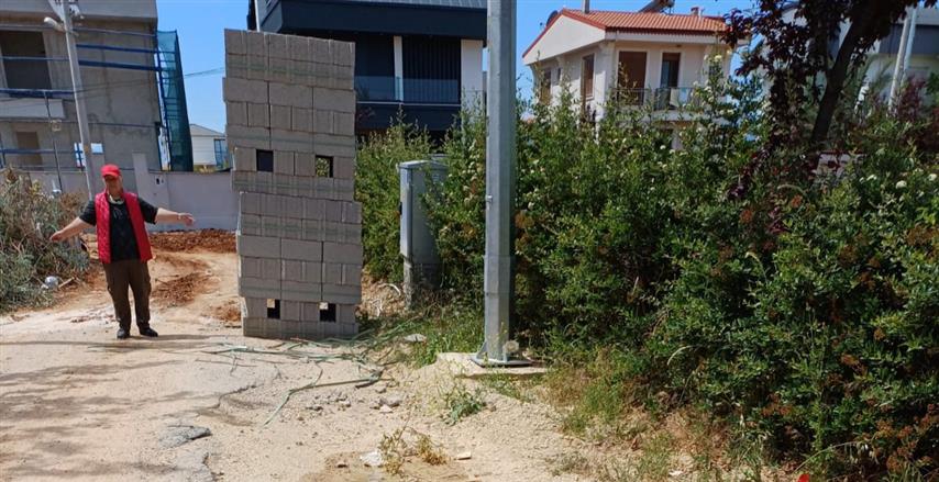 Dosemealti Sokak Çamurlu (Small)