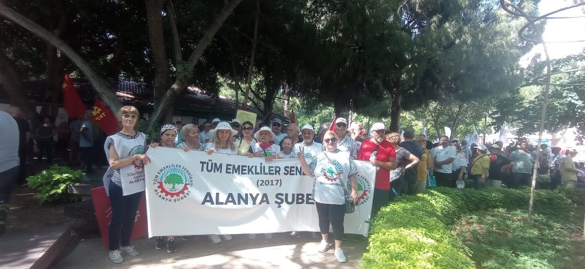 E4137F77 1356 41F2 B472 5D747690C7E1 (Small)