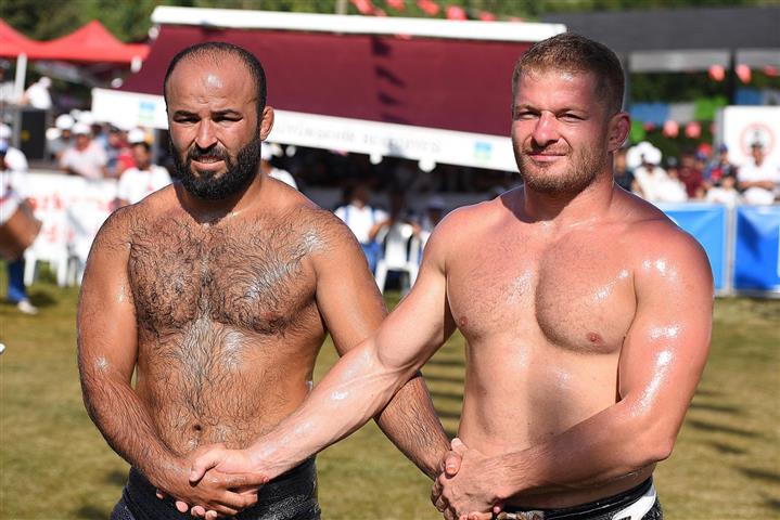 Gomec Guresleri Orhan Okulu Ismail Balaban (Small)