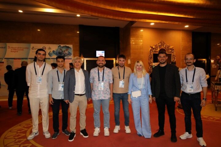 Img 0370 1600X1067 (Small)