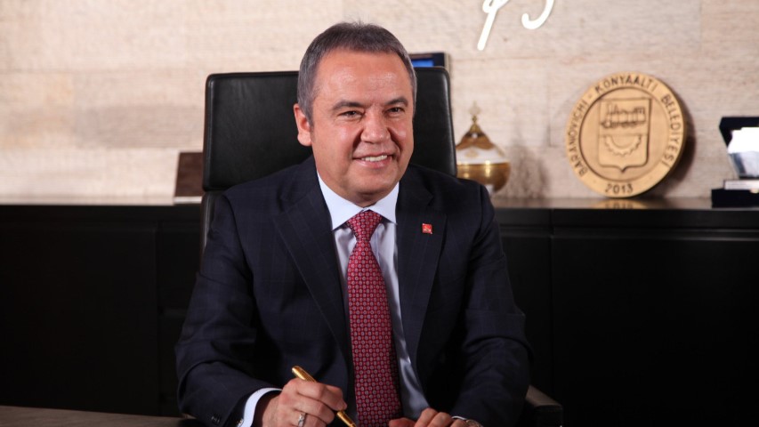 Muhittin Bocek Yonetim (Small)