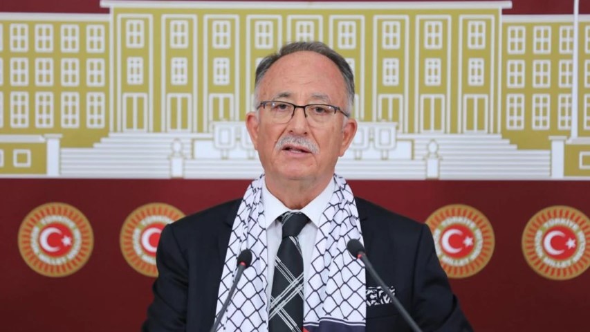 Serafettin Kilic Tbmm Basin Toplantisi 3 (Small)