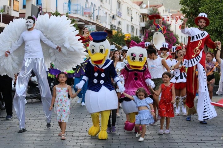 25. Uluslararası Likya Kaş Kültür Ve Sanat Festivali (2) (Small) (2)