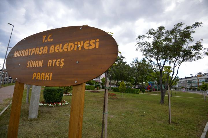 güzeloba mahallesi park