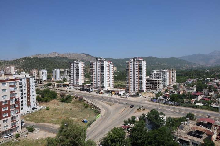 Adana Kozan Bayramda Sokaklar Bos Kaldi (1) (Small)