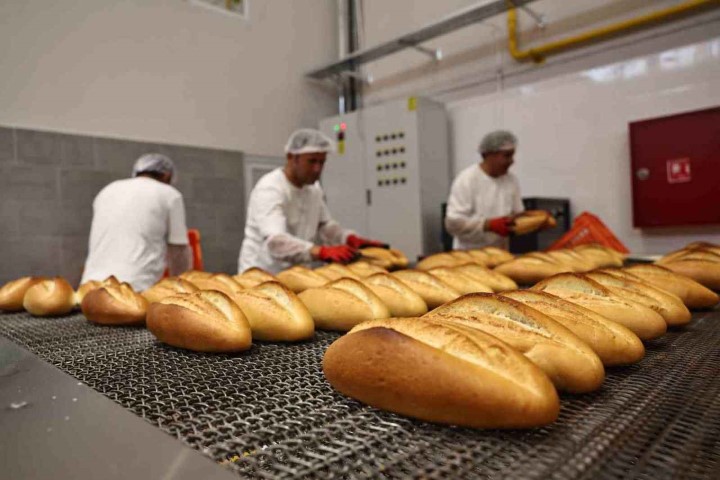 Antalya Halk Ekmek Zam Gelecek Mi (Small)