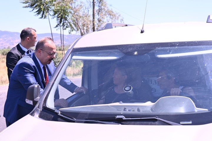Aydin Valisi Canbolat Bayramlasma (4) (Small)