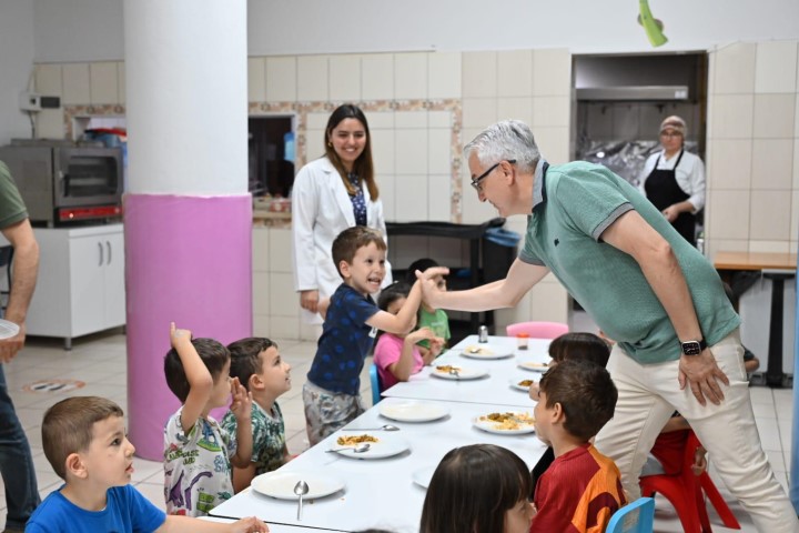 Baskan Vekili Altekin, Kepezin Egitim Kurumlarini Ziyaret Etti 2 (Small)