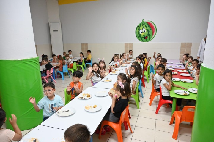 Baskan Vekili Altekin, Kepezin Egitim Kurumlarini Ziyaret Etti 4 (Small)