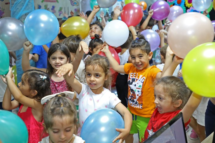 Büyükşehir Kreşlerinde Karne Sevinci (3) (Small)