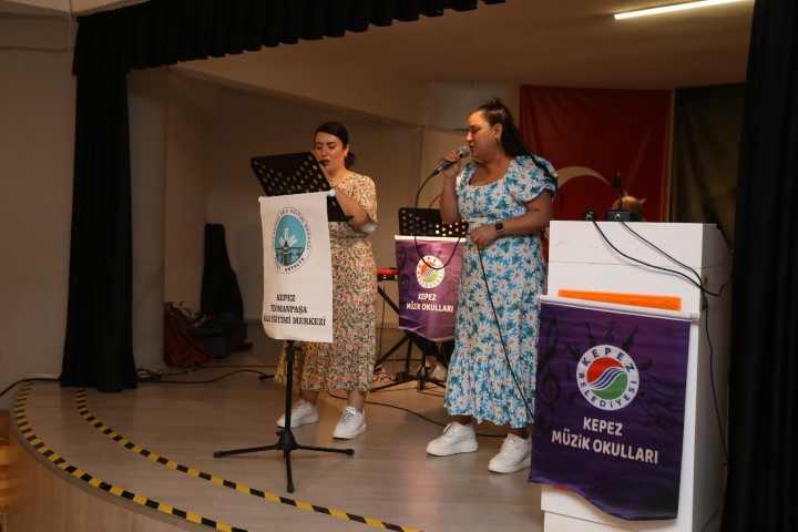 Kepez Belediyesi, Muzikle Cocuklarin Kalbine Dokunuyor 5 (Small)
