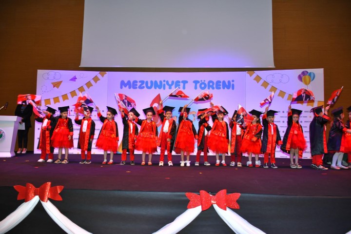 Kepezin Kreslerinde Mezuniyet Toreni Heyecani 9 (Small)