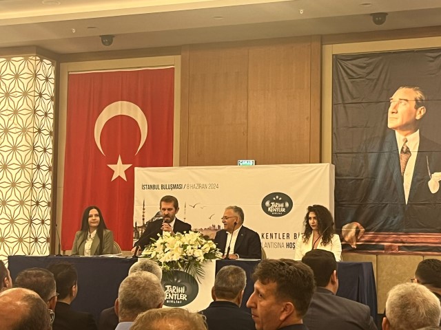 Mansur Yavaş Tebrik (2)