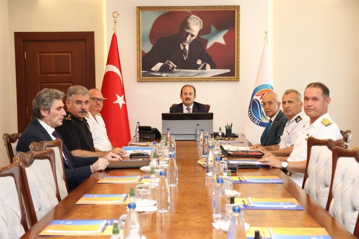 Mersin Valisi (Small)