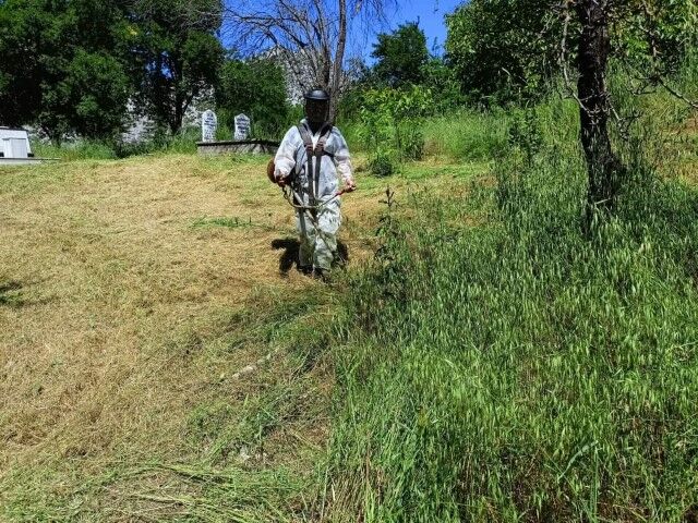 Mezarlıklar Bayram Ziyaretine Hazırlanıyor (Small)