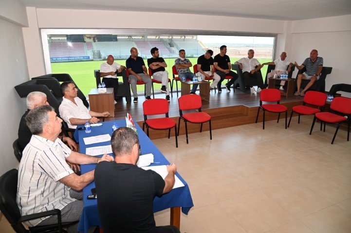 Niyazi Nefi Kara (4) (Small)-1