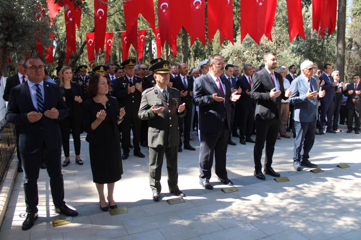 Ak Partinin Koltukları Boş Kaldı (3)