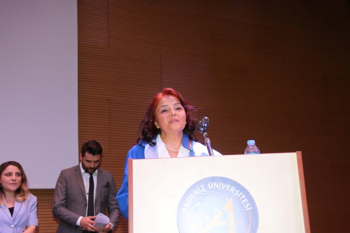Akndeiz Hukuk Mezuniyet (2) (Small)