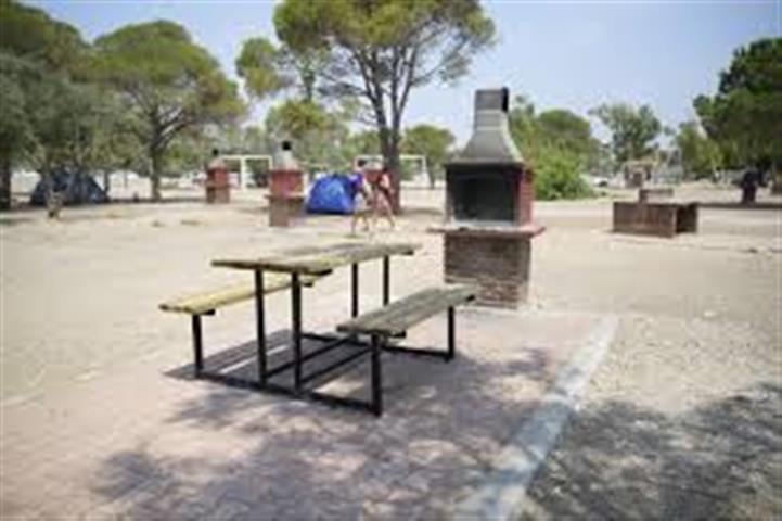 Antalya’nın Lara Halk Plajı Karavan İşgalinden Kurtuldu (Small)