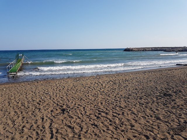 Arpaçbahşiş Plajı’nda (2) (Small)