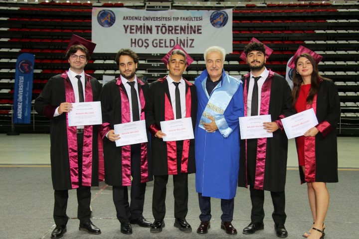 Aü Tıp Mezuniyet (3) (Small)