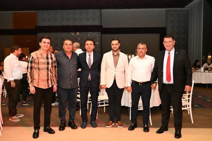 Avsar Ailesinin Mutlu Gunu (6) (Small)