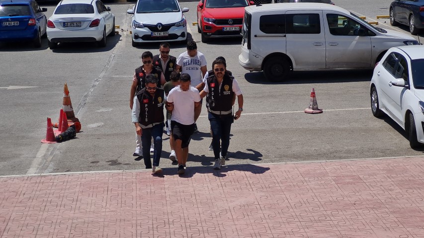 Ci̇nayet (2)