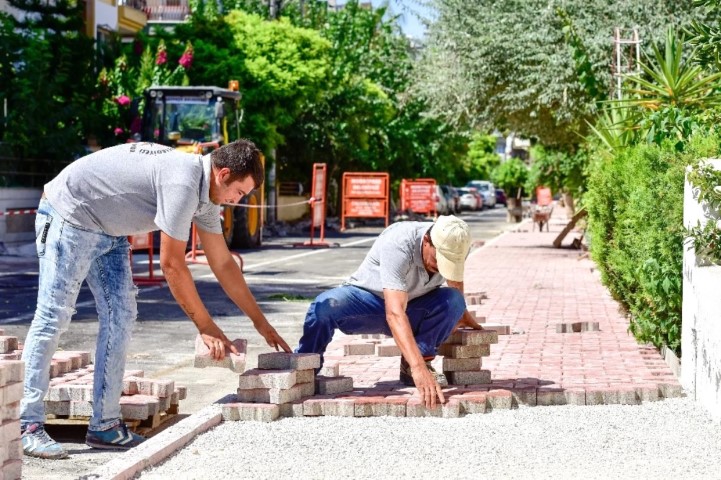 Fener De Kaldirim Calismalari (Small)