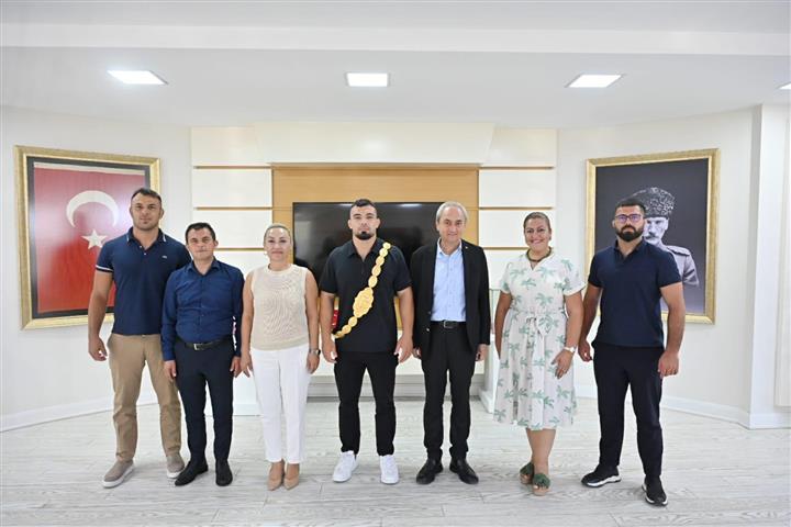 Kirkpinar Baspehlivani Zeybekten, Baskan Kocagoze Ziyaret 2 (Small)