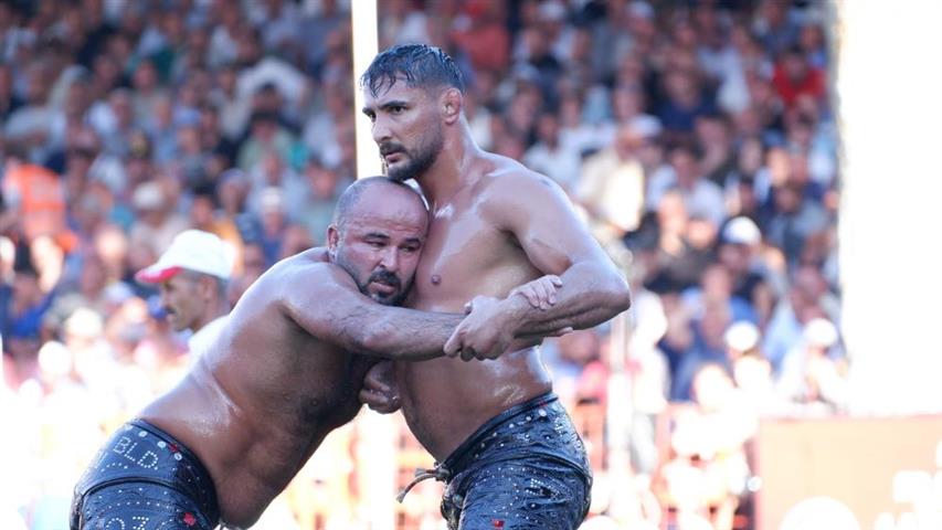 Kirkpinar Yagli Guresleri Mustafa Tas (Small)
