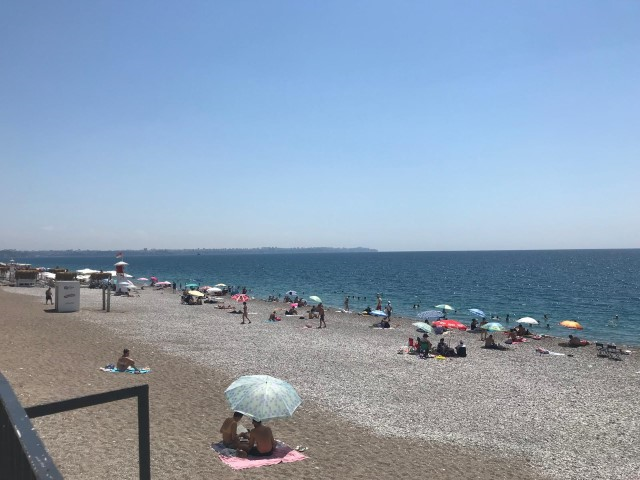 Konyaaltı Sahil Boş Kaldı (3)