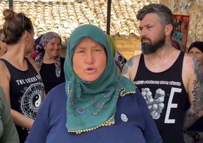 Mahalleli Ayağa Kalktı (3) (Small)