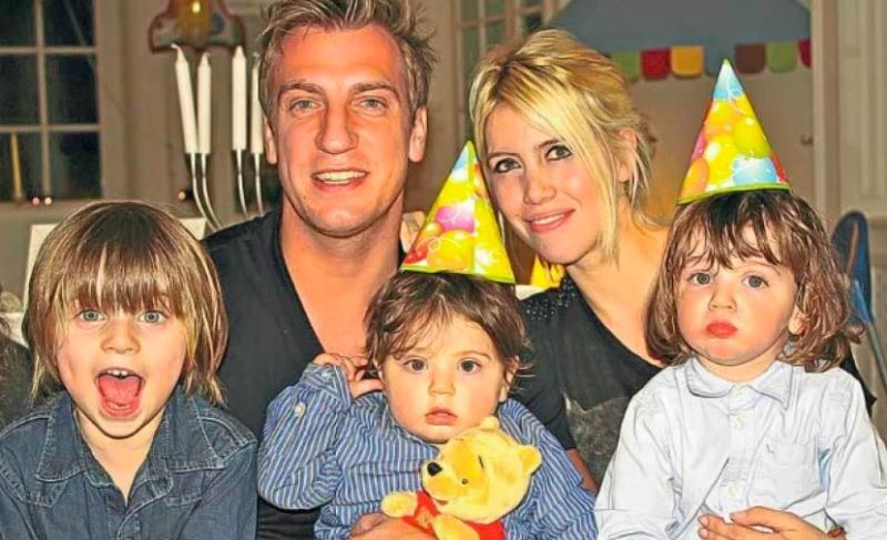 Wanda Nara Kac Cocugu Var 19