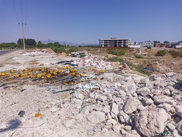 Antalya Çöp (3) (Small)