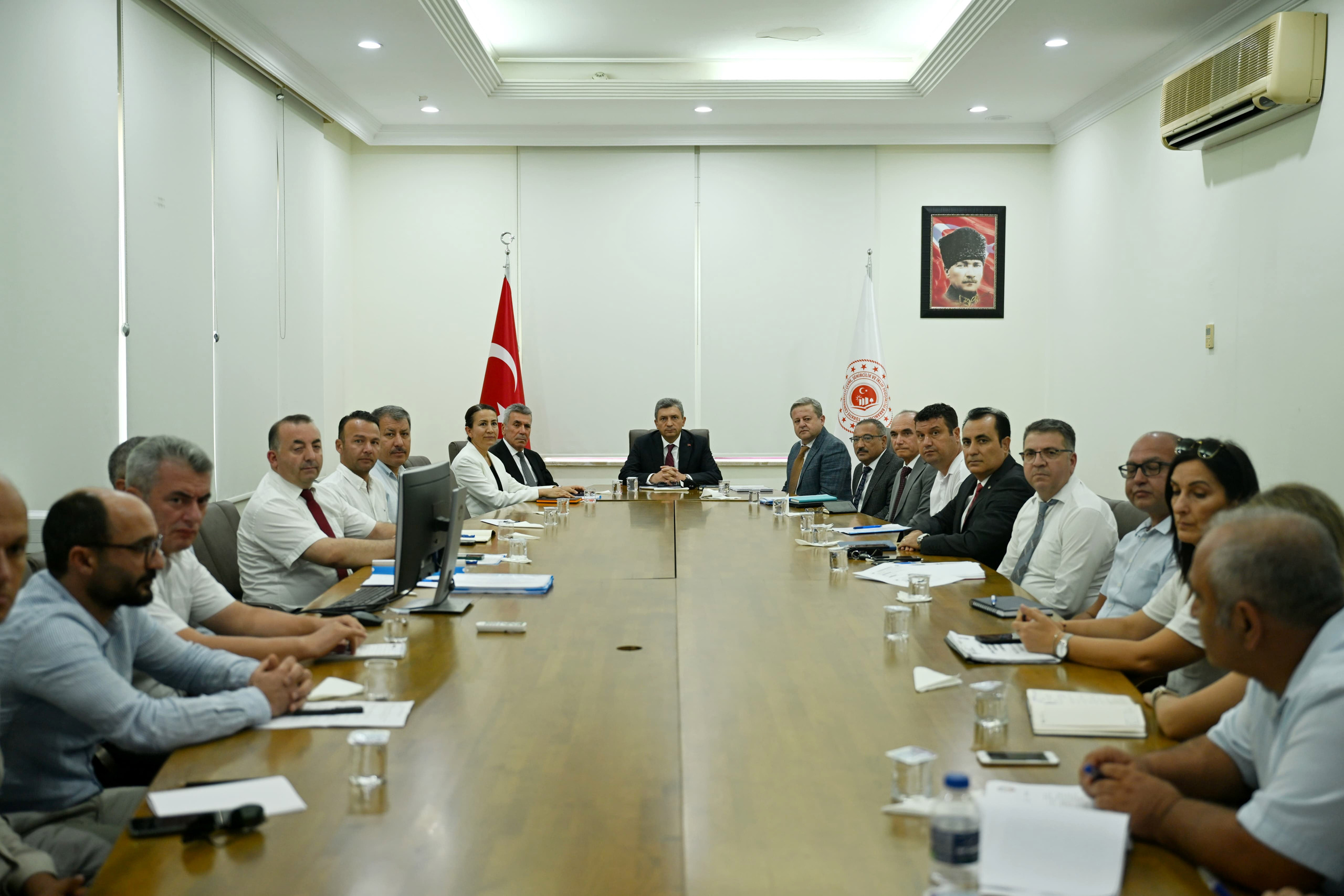 Antalya Valisi (2)