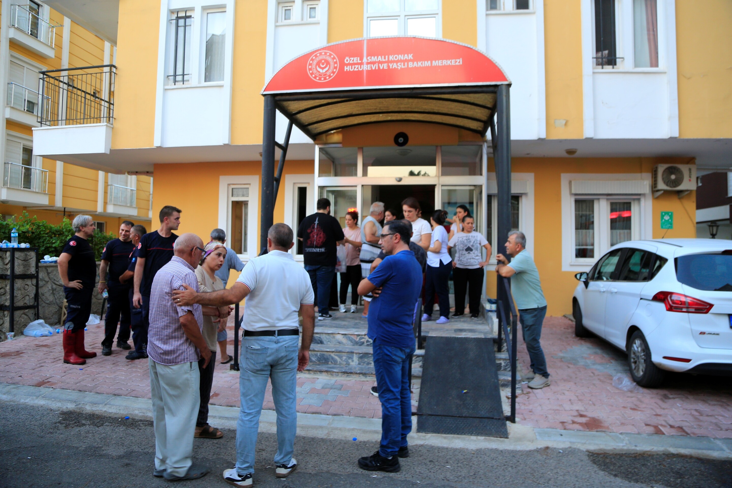 Huzurevi Yangın (6)