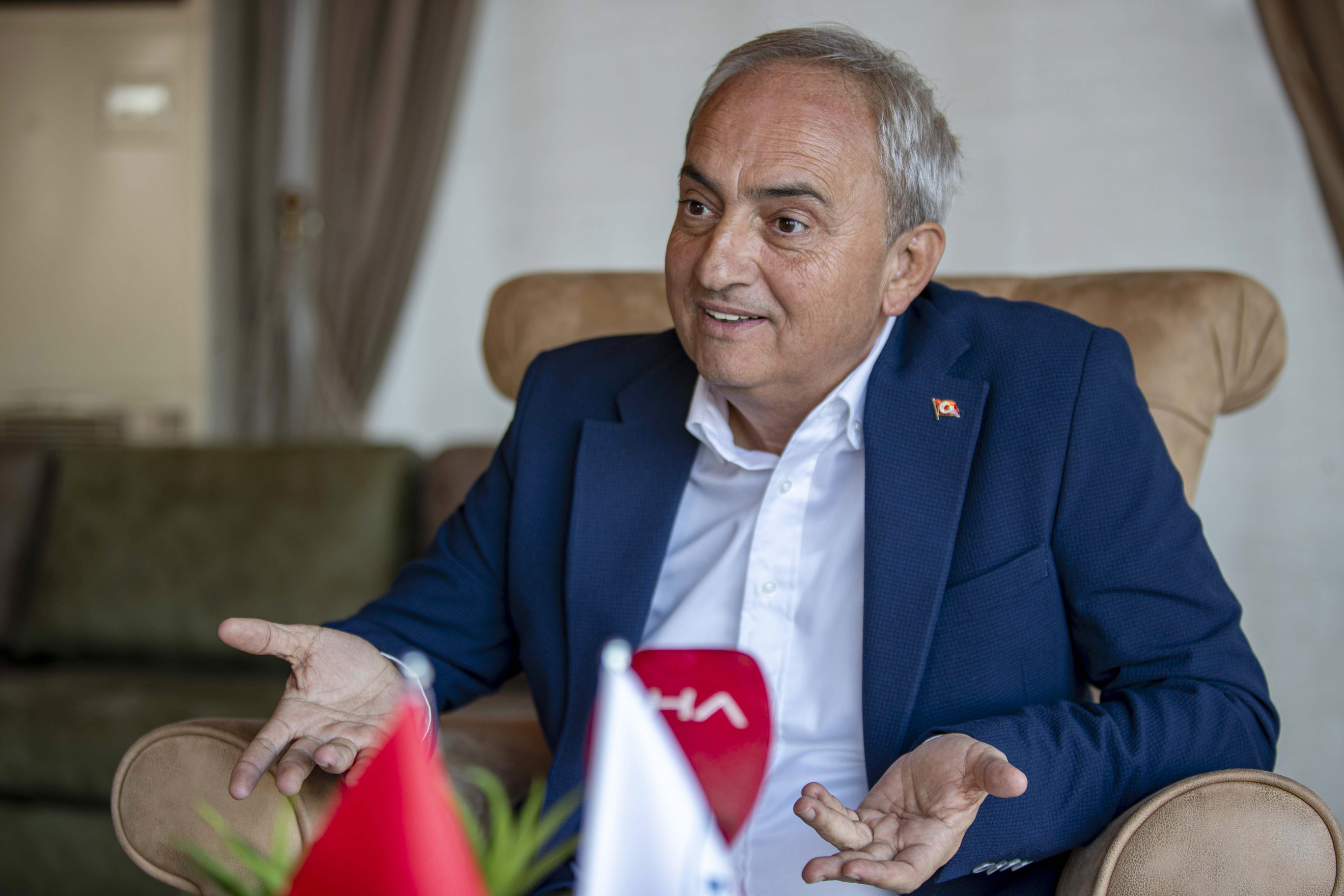 Mesut Kocagöz (1)